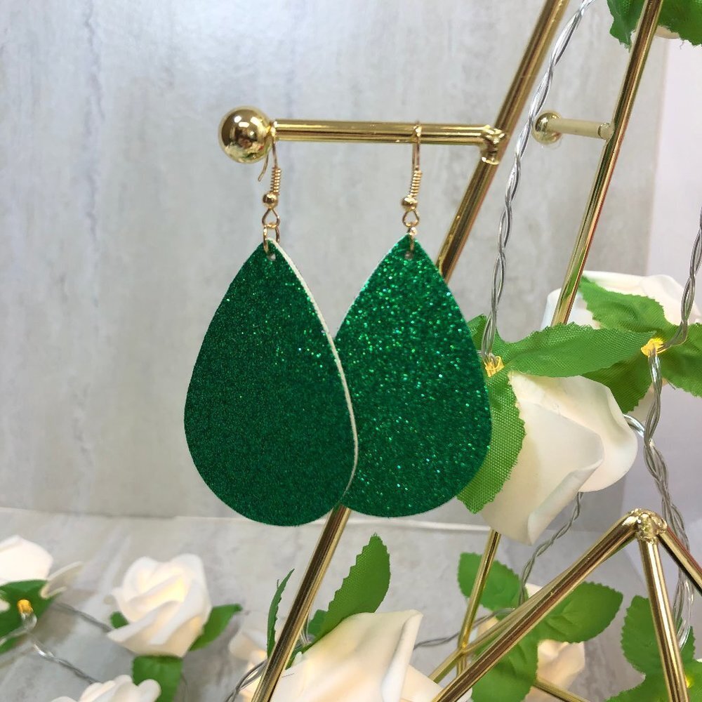 5/$20 Green‎ glitter teardrop earrings